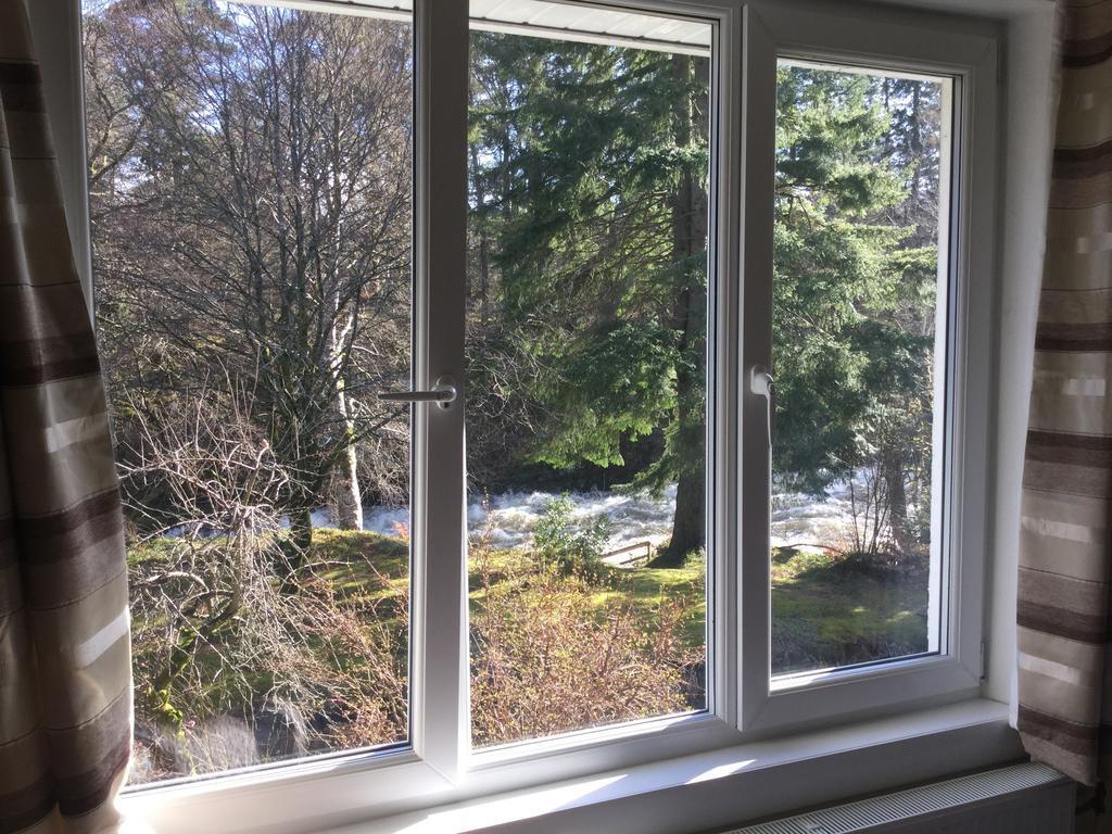 Capercaillie Hotel Killin Bilik gambar